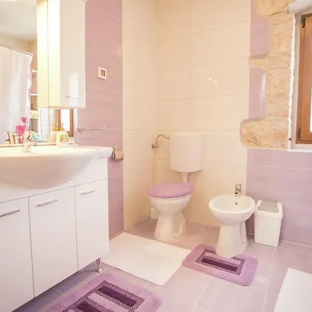 Spacious Holiday Home With Fireplace In Tinjan Croatia Tinjan