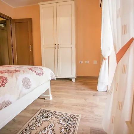 Holiday home Spacious Holiday Home With Fireplace In Tinjan Croatia Tinjan