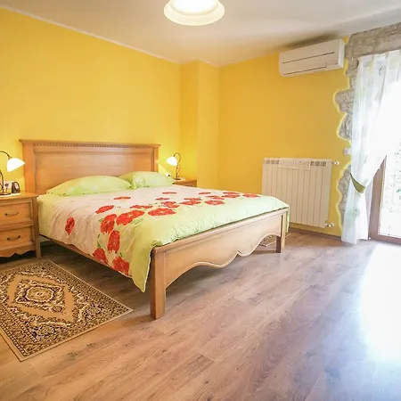 Spacious Holiday Home With Fireplace In Tinjan Croatia Holiday home Tinjan