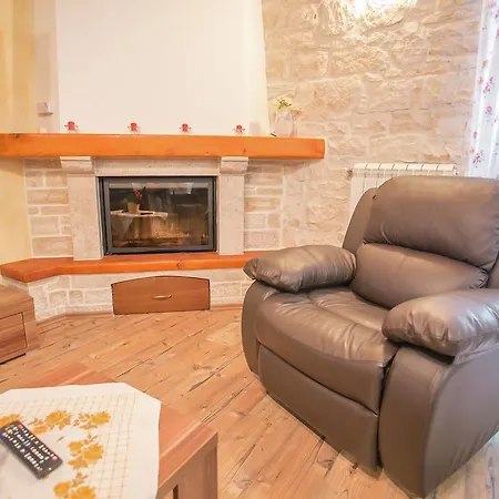 Holiday home Spacious Holiday Home With Fireplace In Tinjan Croatia Tinjan